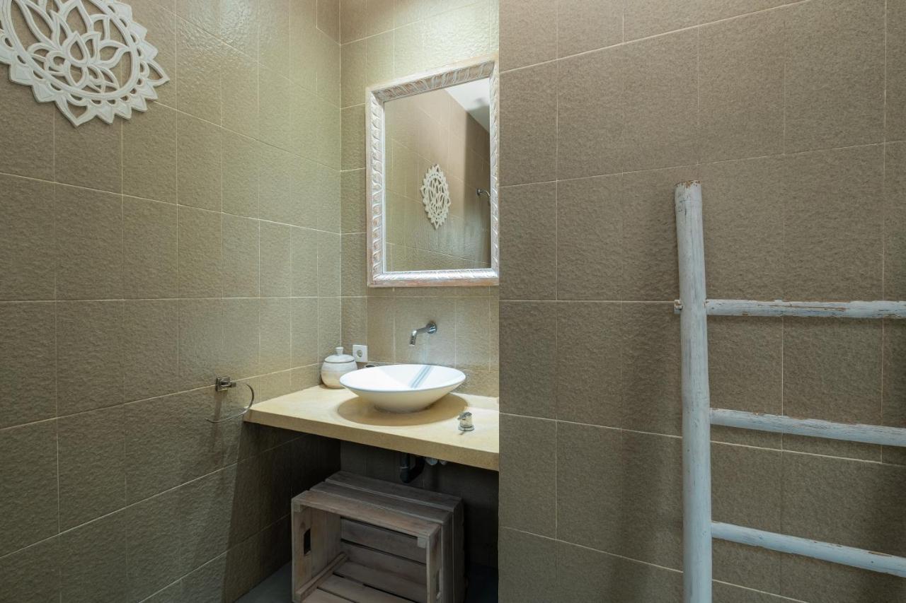 Villa Maya Seminyak Экстерьер фото